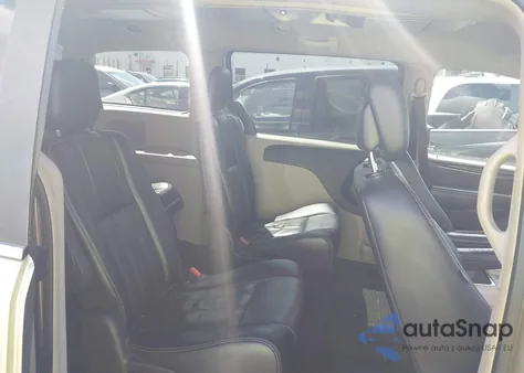 2015 Chrysler Town & Country Touring from USA, damaged, VIN 2C4RC1BG1FR570893